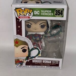 Funko Pop Wonder Woman Vinyl Figure